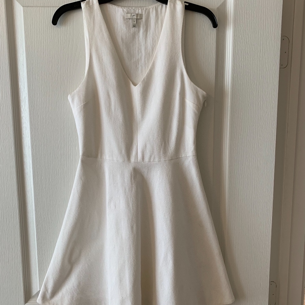 Joie White Fit and Flare V-Neck Dress